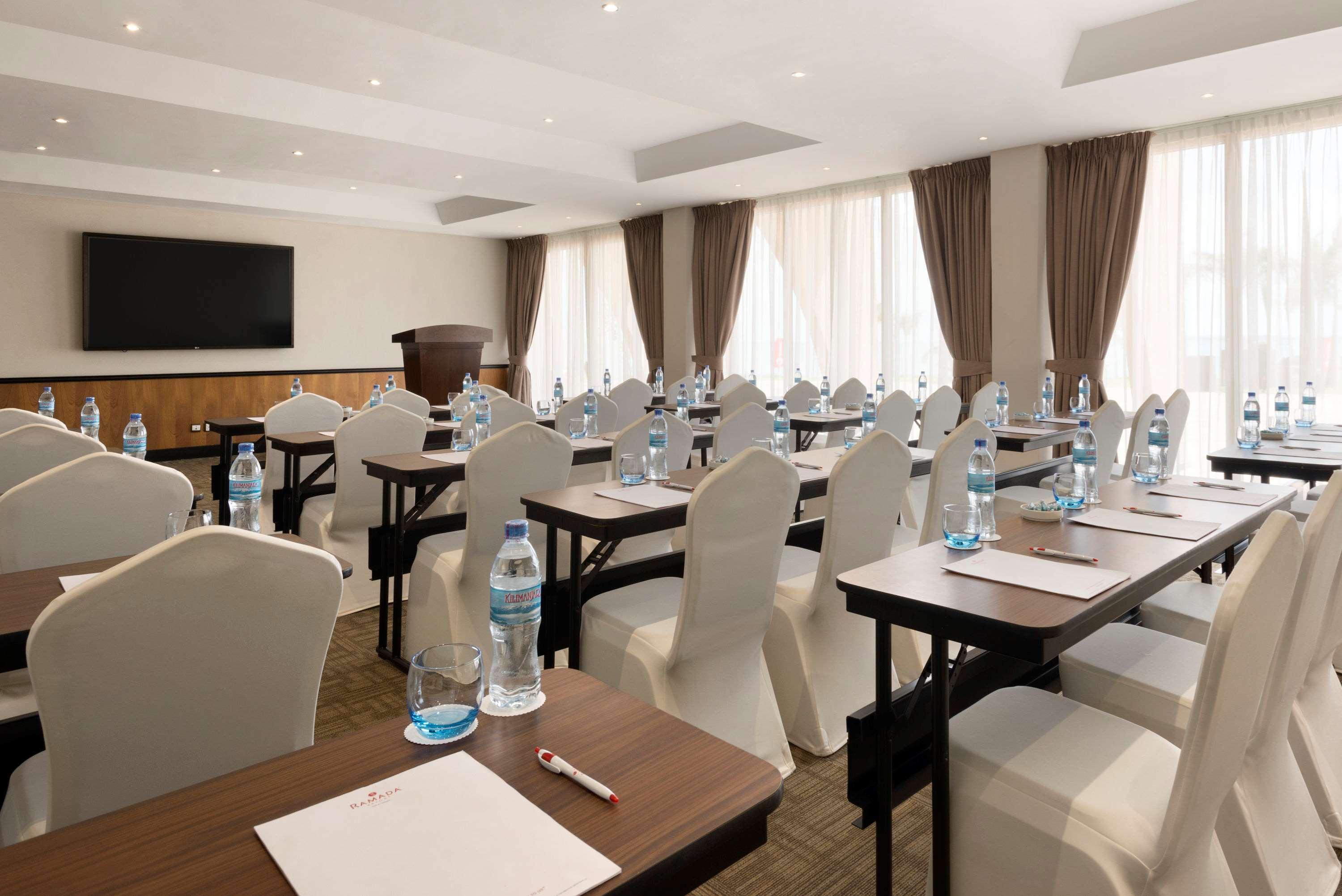 Ramada Resort By Wyndham Dar Es Salaam Bagian luar foto