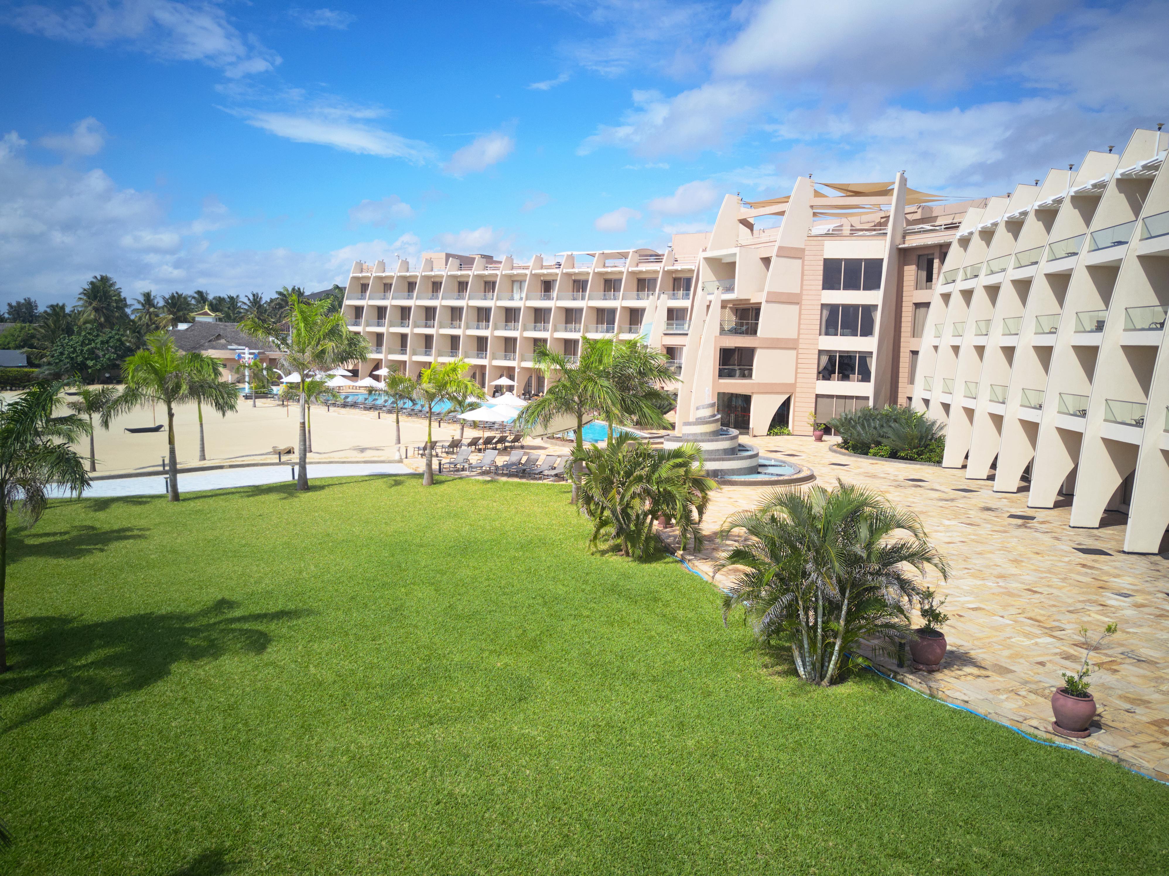 Ramada Resort By Wyndham Dar Es Salaam Bagian luar foto