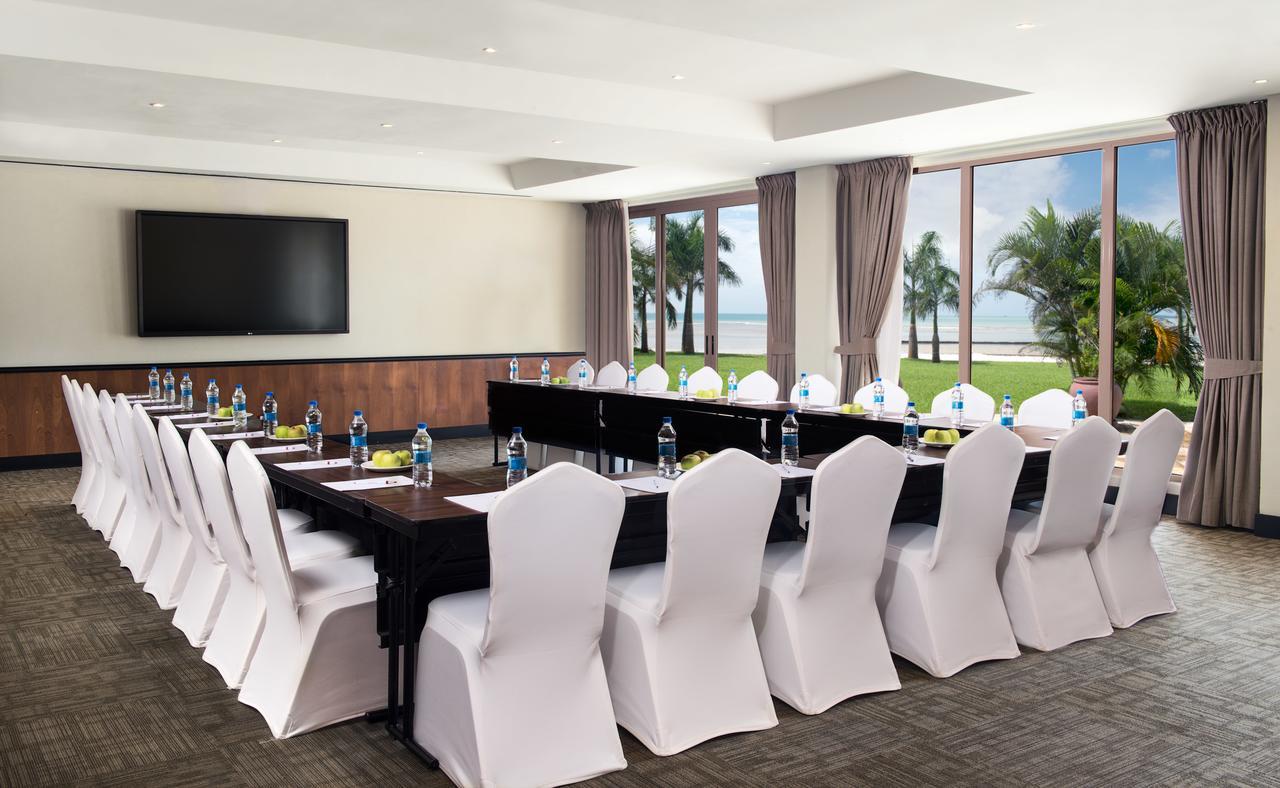 Ramada Resort By Wyndham Dar Es Salaam Bagian luar foto